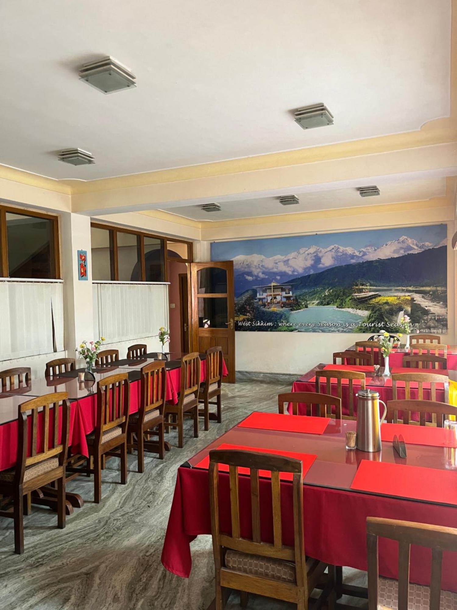 Ifseen Villa Pelling Εξωτερικό φωτογραφία