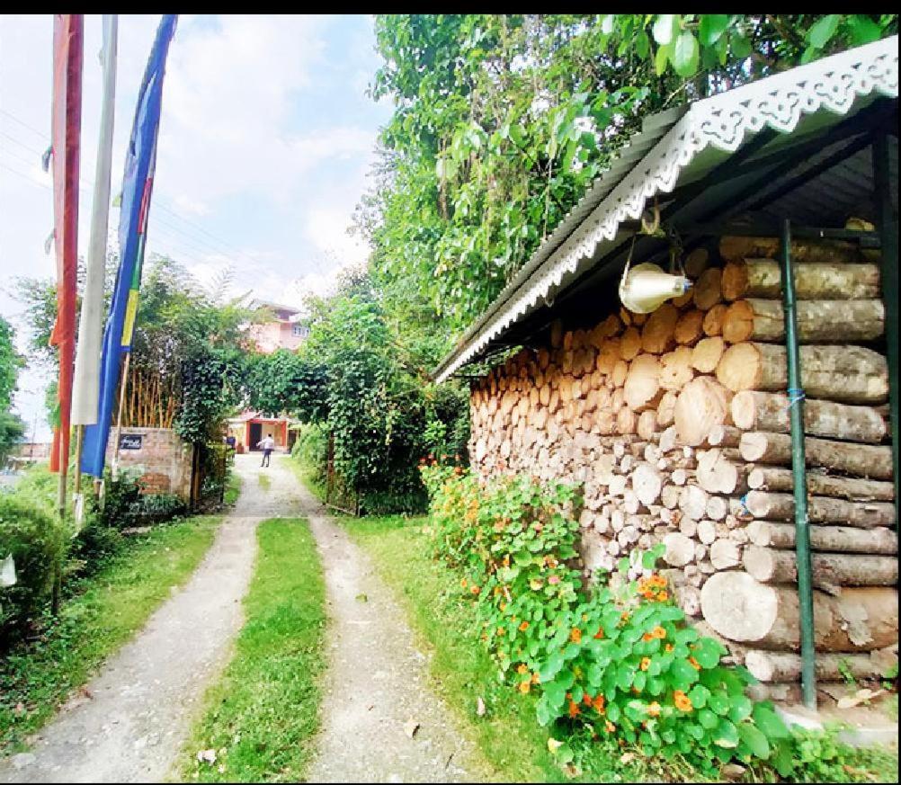 Ifseen Villa Pelling Εξωτερικό φωτογραφία